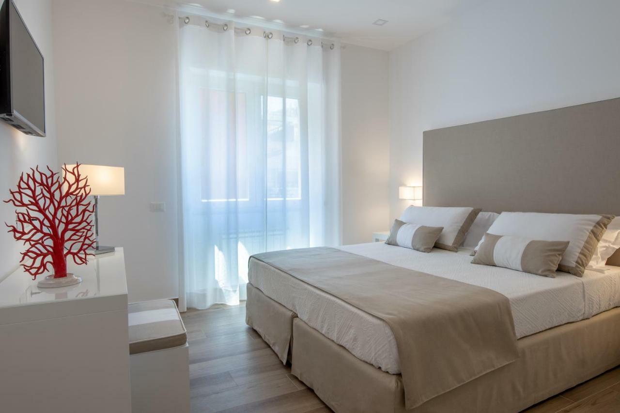 Solymar Apartments Σορέντο Εξωτερικό φωτογραφία