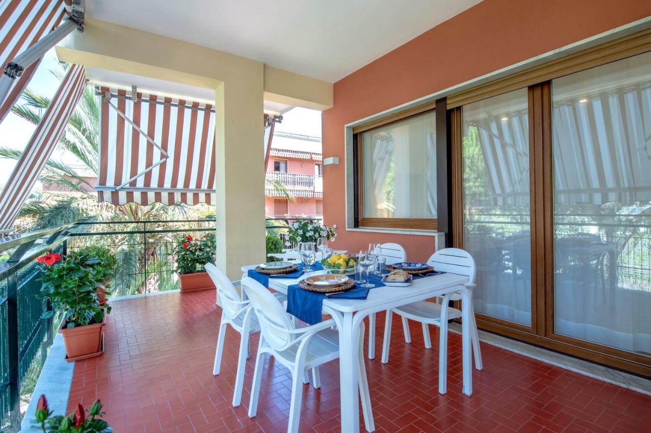 Solymar Apartments Σορέντο Εξωτερικό φωτογραφία